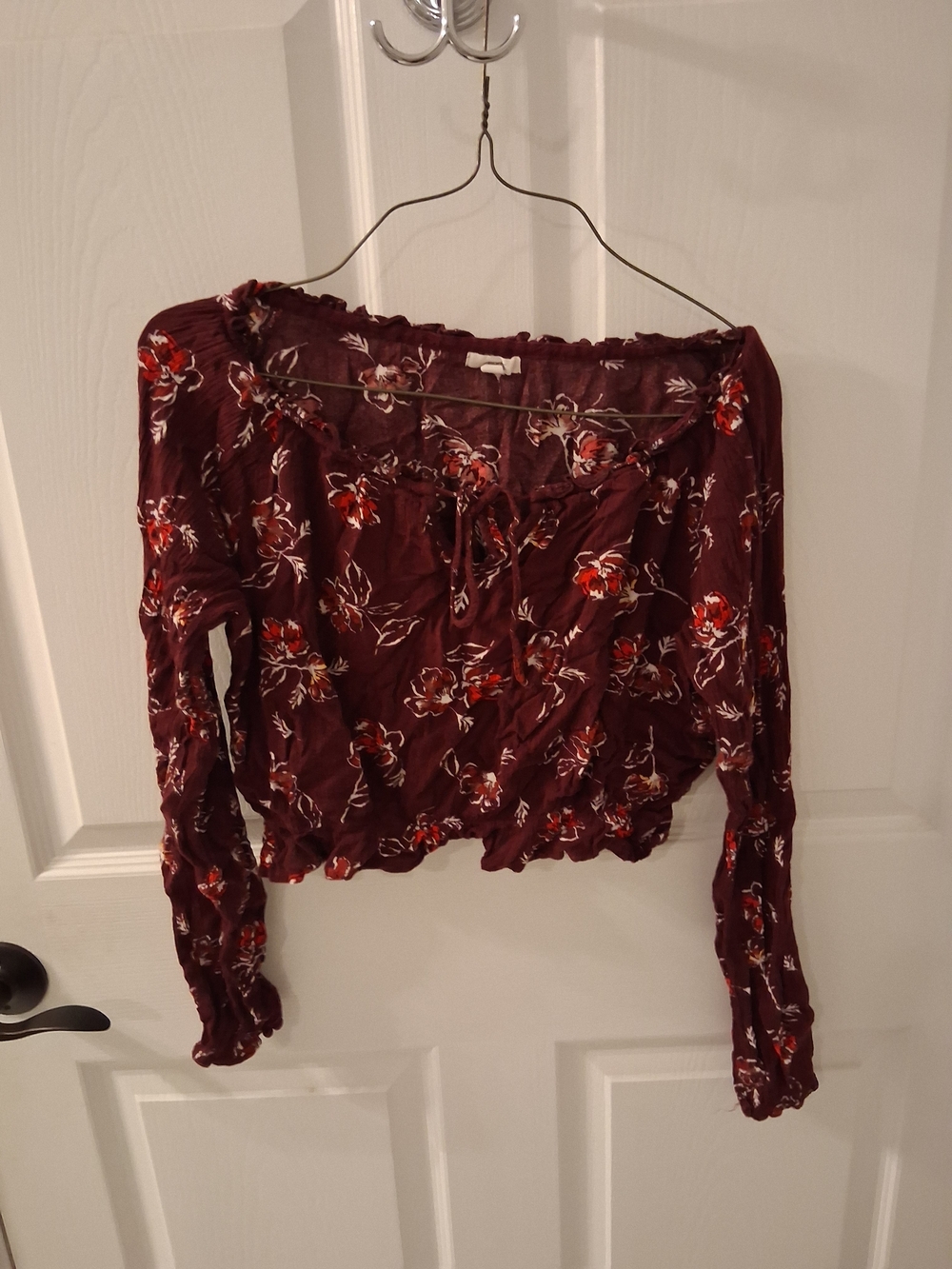 Ardene Burgundy Floral Off-Shoulder Cropped Top